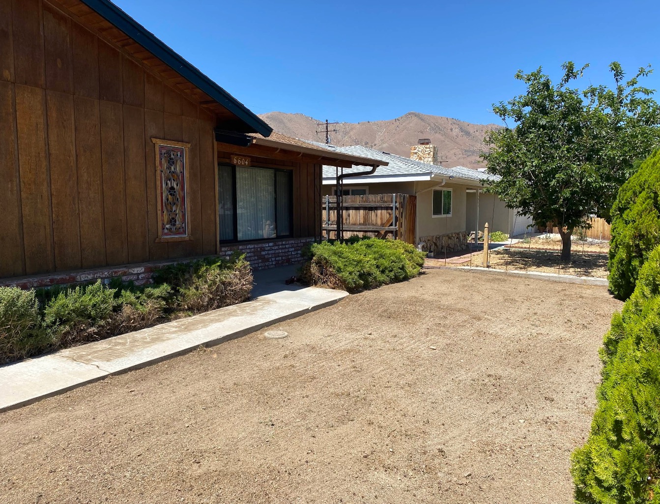 WeMow760 front yard landscaping